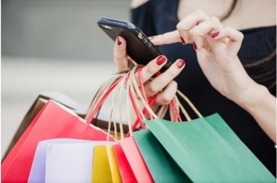 Blog dan Artikel Ayo Kenali Caramu Berbelanja!
