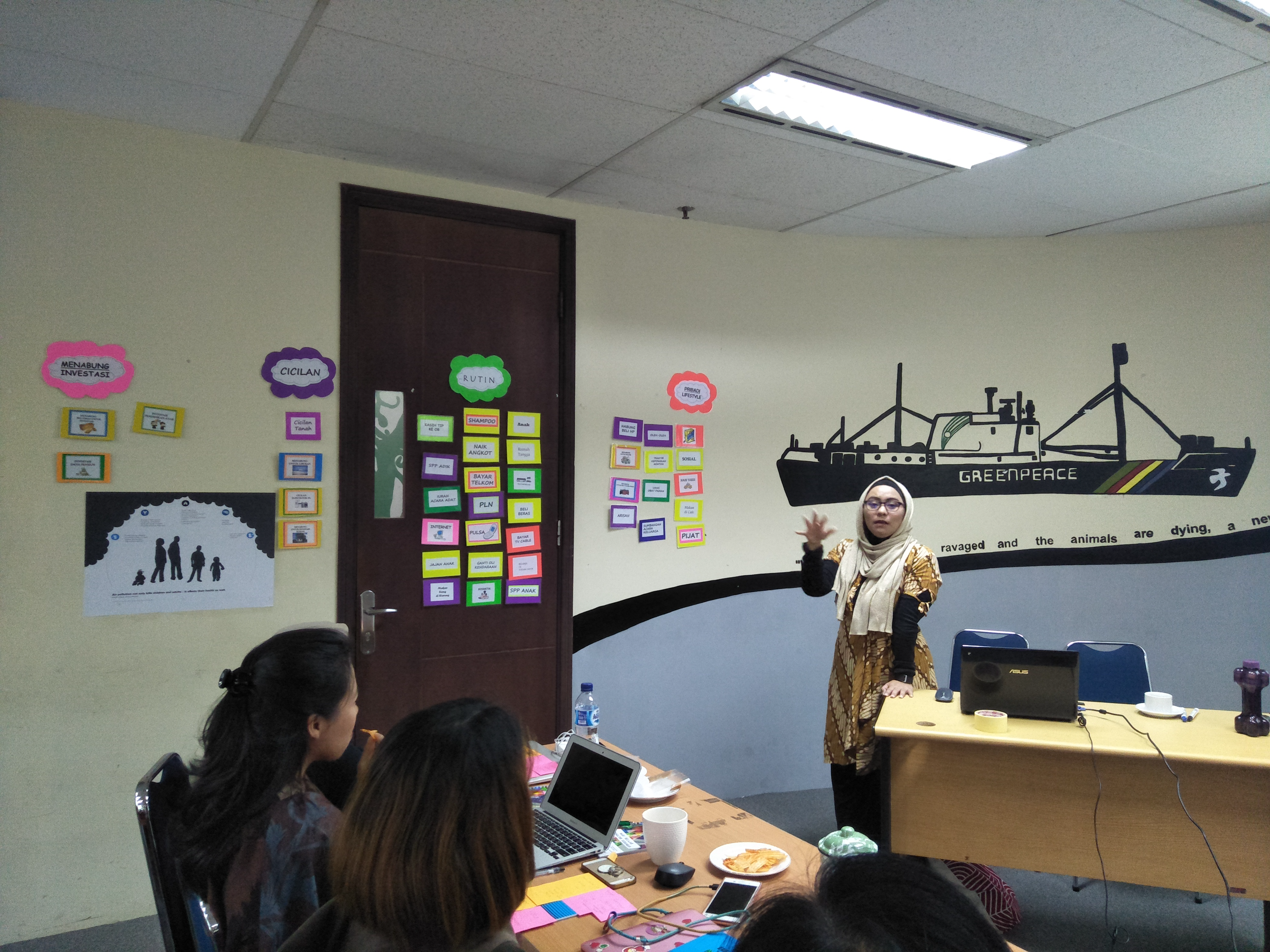 Karyawan Bisa Gampang Belajar Atur Pengeluaran Dengan Rasio Keuangan Ini