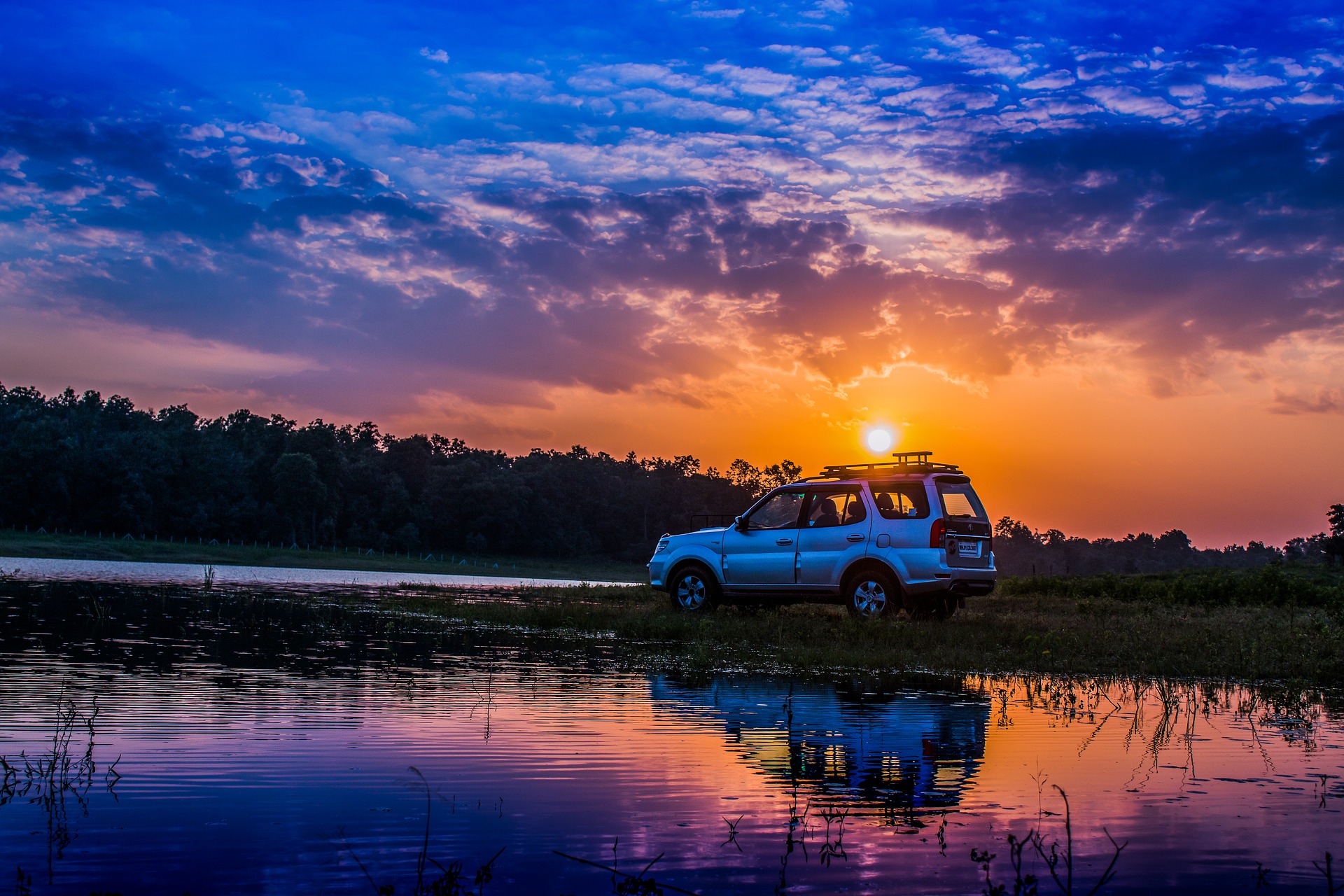Mau Road Trip Seperti Sam & Happy di Film Kulari Ke Pantai? Siapkan 5 Pos Ini!