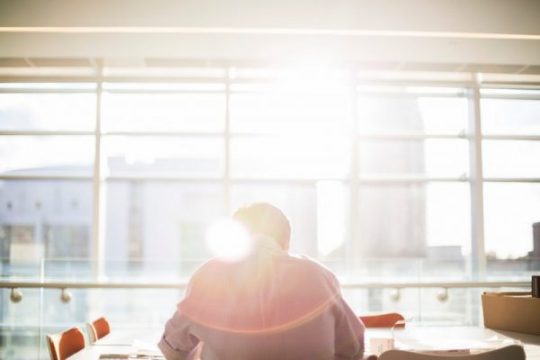Blog dan Artikel Beberapa Benefit yang Harus Dipertimbangkan Ketika Resign dari Kantor