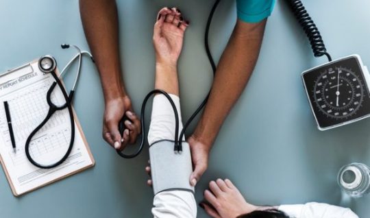 Blog dan Artikel Kenali 4 Macam Benefit dan Tunjangan Kesehatan Karyawan yang Diberikan oleh Perusahaan