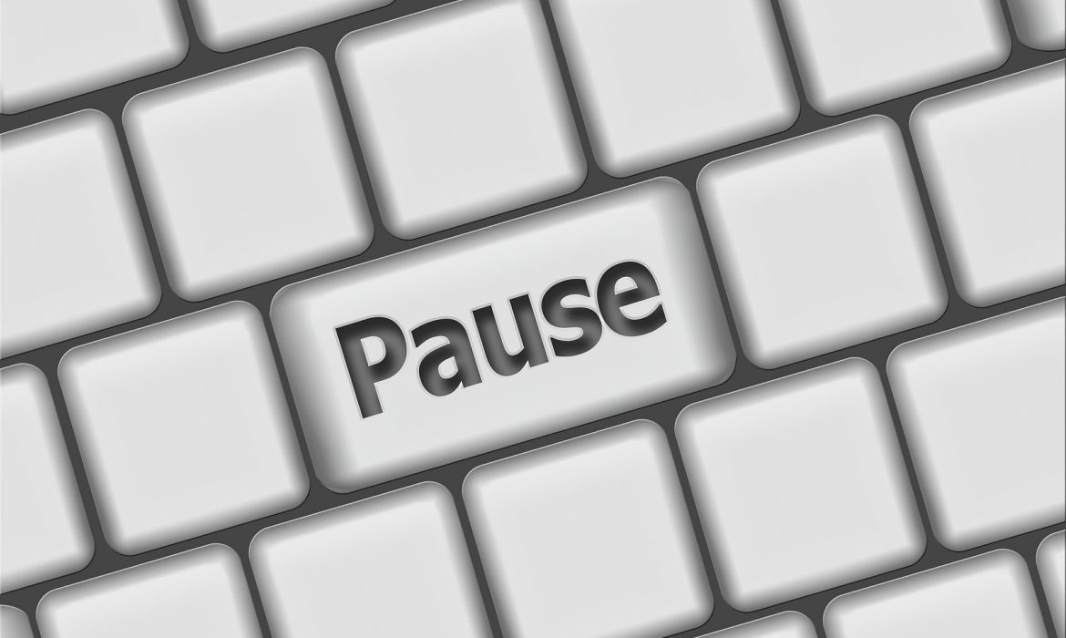 #FinClic Pause Button