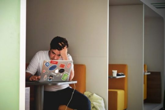 Ketika Semangat Kerja Karyawan Menurun, Mungkin 5 Hal Inilah Penyebabnya