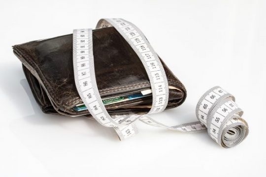 Blog dan Artikel Siasat Bertahan Hingga Gajian Berikutnya Tiba