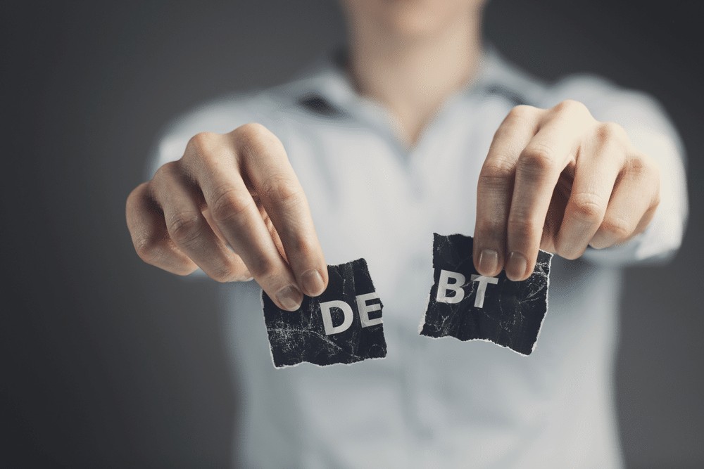 Kasbon Karyawan: Jebakan Atas Nama Pinjaman Tanpa Bunga