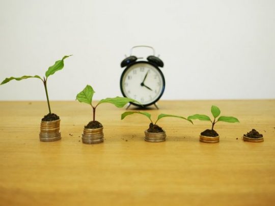 Sebagai Karyawan, Kamu Harus Mulai Investasi Sekarang! Ini 5 Produk Investasi yang Cocok!
