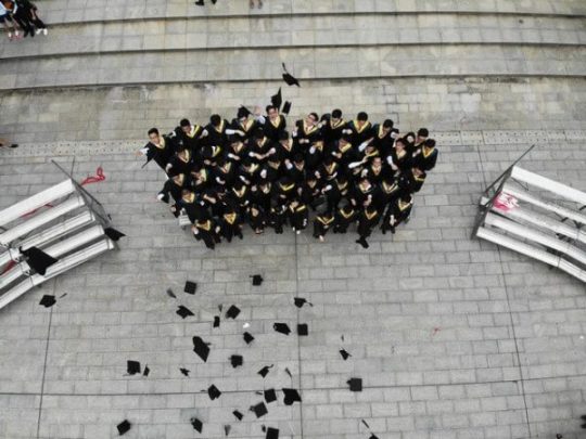 Mengatur Keuangan Fresh Graduate dalam 7 Langkah