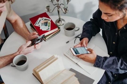 5 Tip Menyesuaikan Kebiasaan Keuangan Pengantin Baru