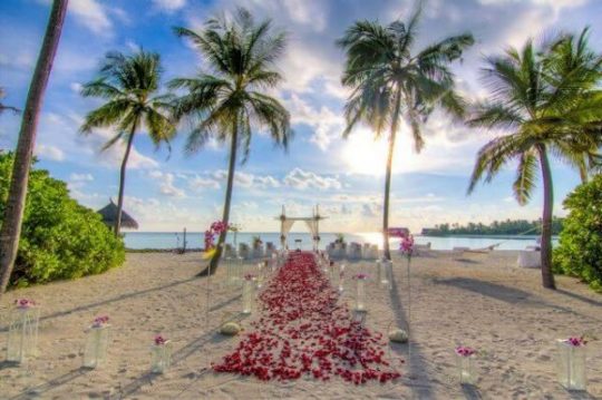5 Tempat Pernikahan Paling Mewah dan Unik di Dunia