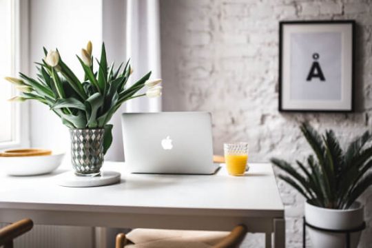 7 Tip Mulai Kerja di Rumah Agar Tetap Efektif