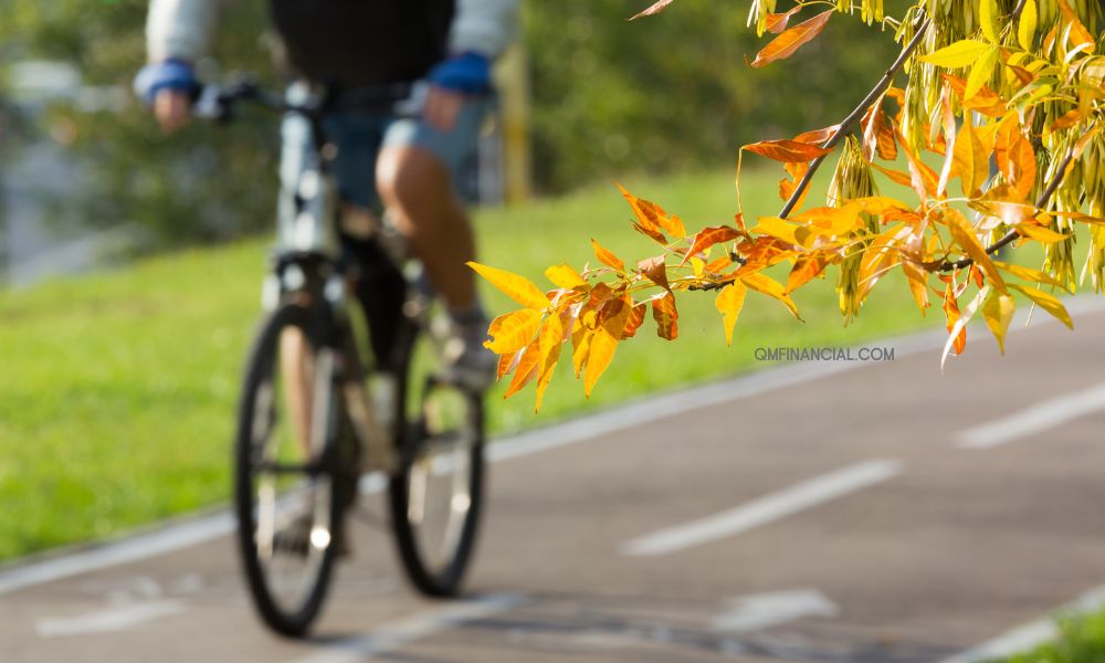 Mengelola Hobi dan Keuangan: Tips untuk Bapak Muda Pencinta Olahraga