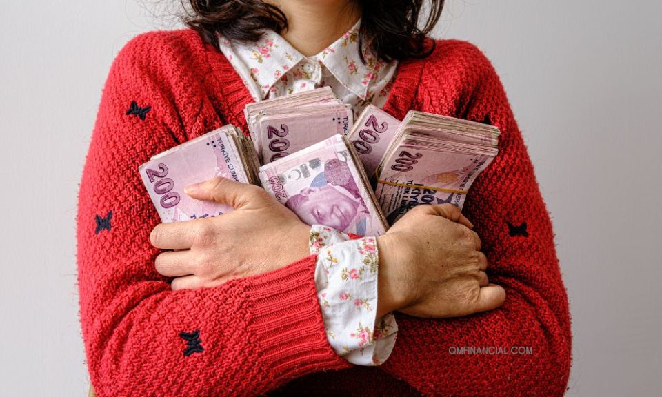 6 Situasi Love-Hate Relationship dengan Uang yang Sering Terjadi