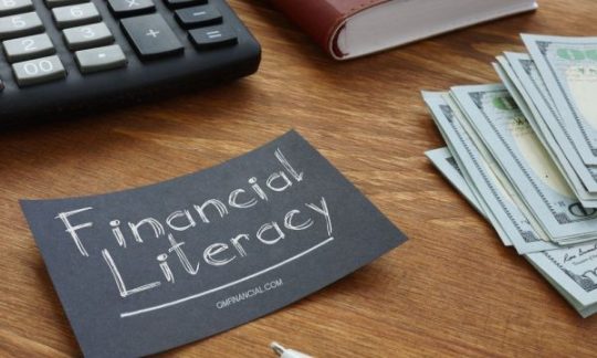 7 Sikap Contoh Less Literate secara Finansial yang Bisa Merugikan