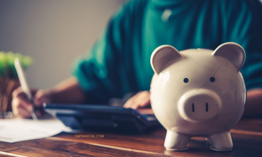 Mengelola Keuangan di Tengah Godaan Belanja dan Bukber