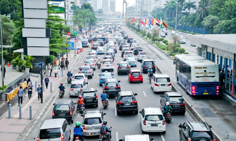 Mudik Lebaran Pakai Transportasi Umum vs Kendaraan Pribadi