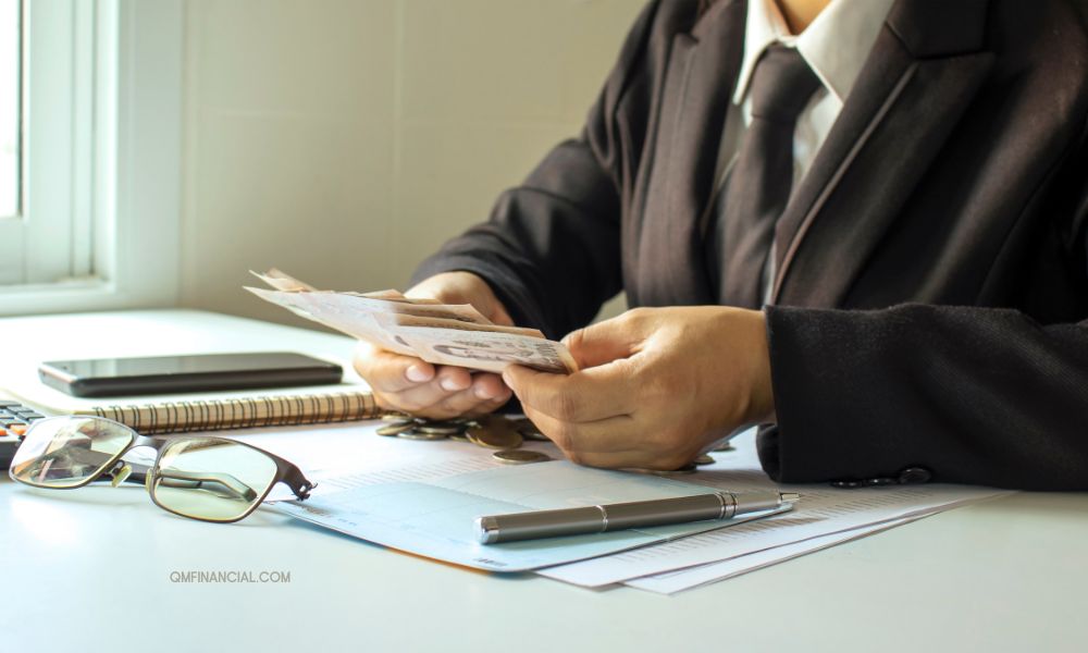 Gaji Tidak Naik, Biaya Hidup Meningkat: Bertahan Tanpa Utang