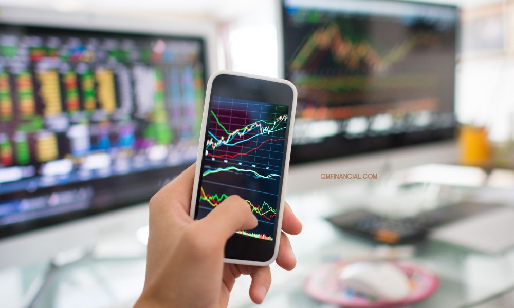 Investasi Saham dan Trading: Kenali Perbedaannya
