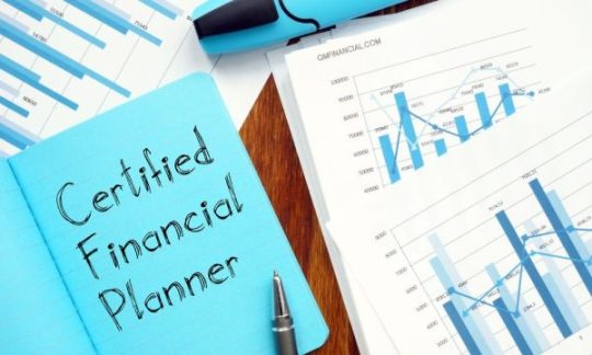 Jadi Planner Keuangan? Ini 5 Orang yang Bisa