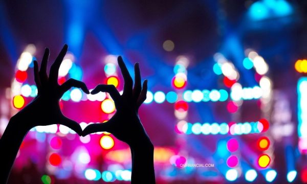 Blog dan Artikel Cara Menabung untuk Konser KPop demi Bias