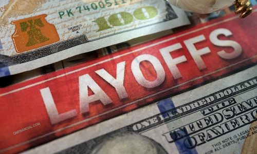 Agar Tak Masuk Daftar PHK, Lakukan Hal-Hal Ini di Tempat Kerja