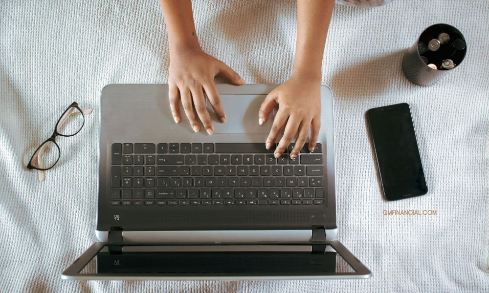 Karyawan Kontrak dan Strategi Keuangannya