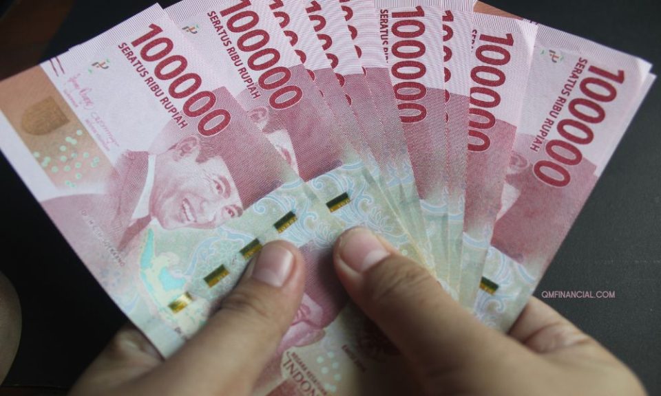 7 Kebiasaan Kecil yang Membantu Mendekati Merdeka Finansial Cara Membagi Uang Pesangon untuk Kebutuhan dan Dana Darurat