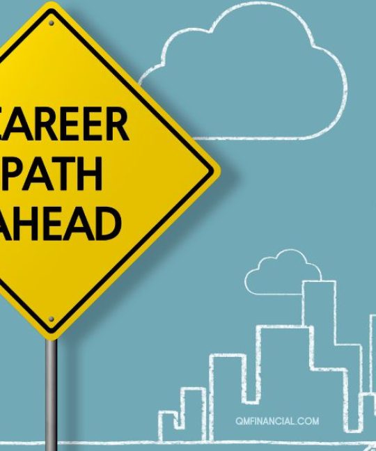 Financial Learning Partner Merdeka Memilih Karier: Seberapa Besar Peran Kondisi Keuangan?