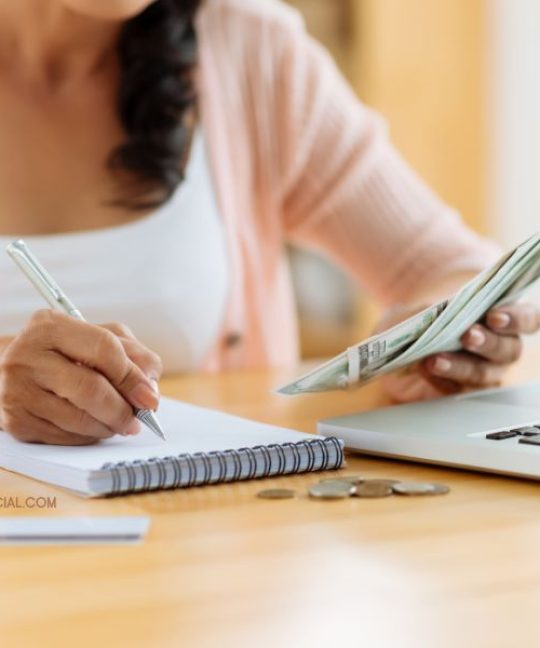Financial Learning Partner Pengeluaran Tahunan Apa Saja yang Bisa Mengganggu Keuangan jika Tidak Disiapkan?
